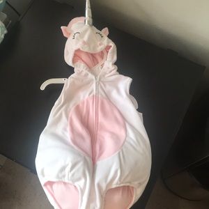 CARTERS UNICORN COSTUME SIZE 18mnths